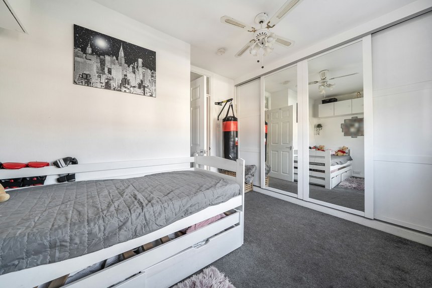 for sale laughton road london 25220 - Gibbs Gillespie