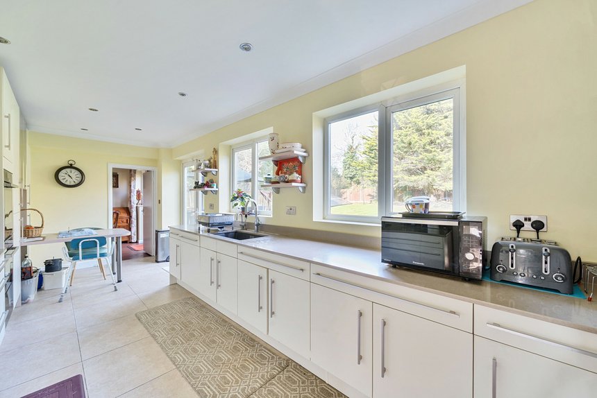 for sale eastglade london 25372 - Gibbs Gillespie