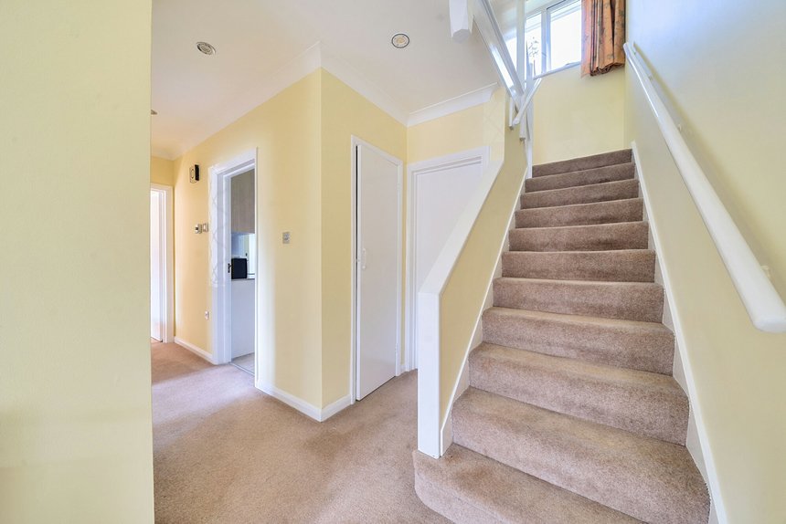 for sale eastglade london 25372 - Gibbs Gillespie