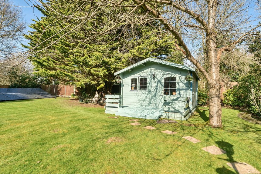 for sale eastglade london 25372 - Gibbs Gillespie