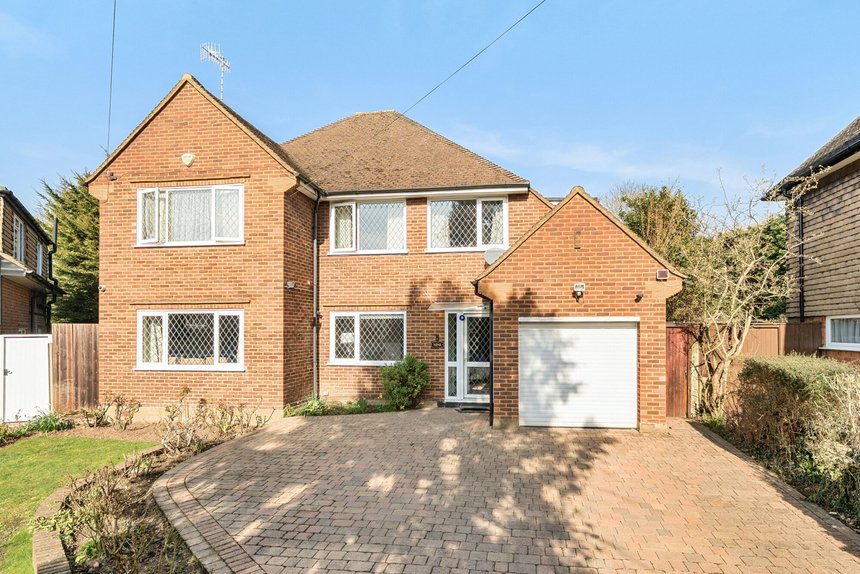for sale eastglade london 25372 - Gibbs Gillespie