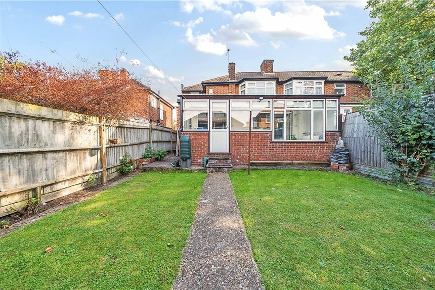 for sale broadcroft avenue london 25417 - Gibbs Gillespie