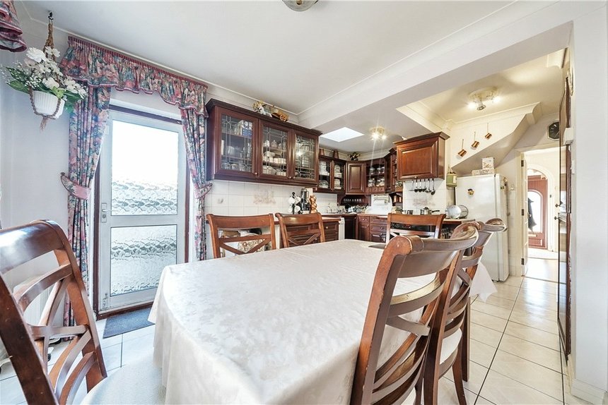 for sale broadcroft avenue london 25417 - Gibbs Gillespie