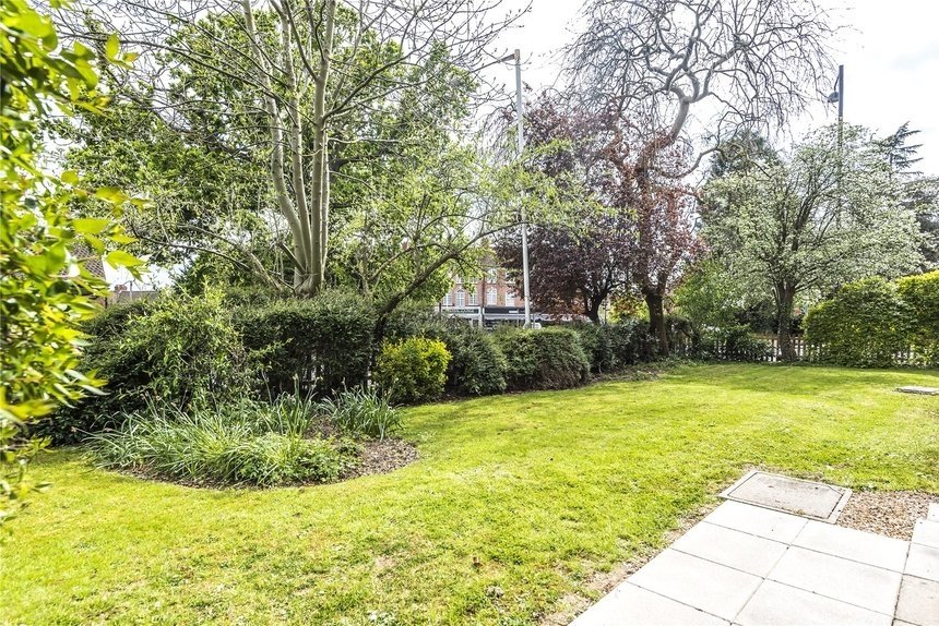 sold roundabout house london 2549 - Gibbs Gillespie