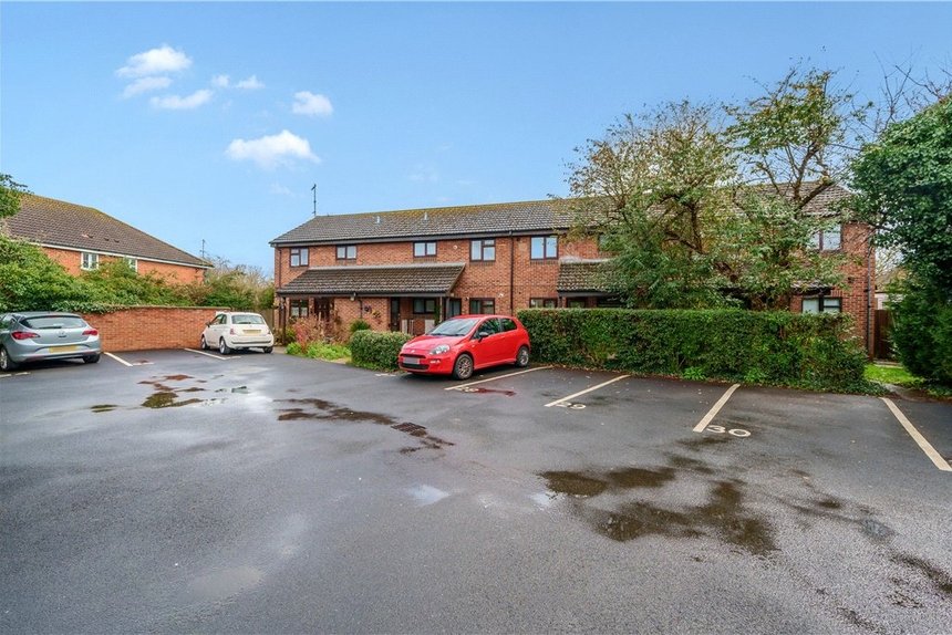 for sale perry close london 25550 - Gibbs Gillespie