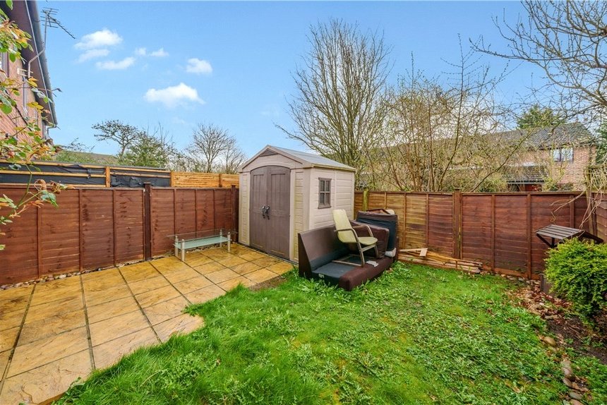for sale perry close london 25550 - Gibbs Gillespie