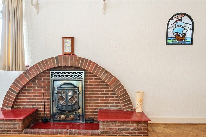 sold middle road london 25625 - Gibbs Gillespie