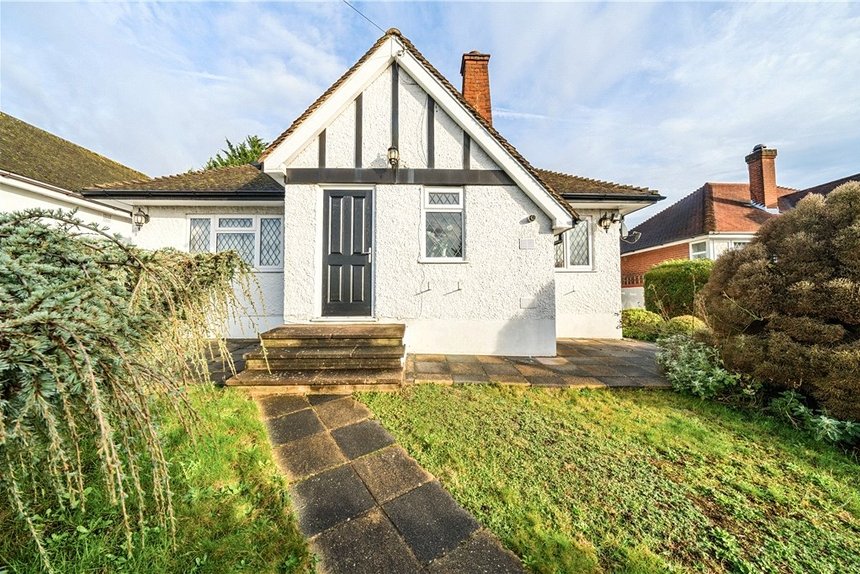 sold middle road london 25625 - Gibbs Gillespie
