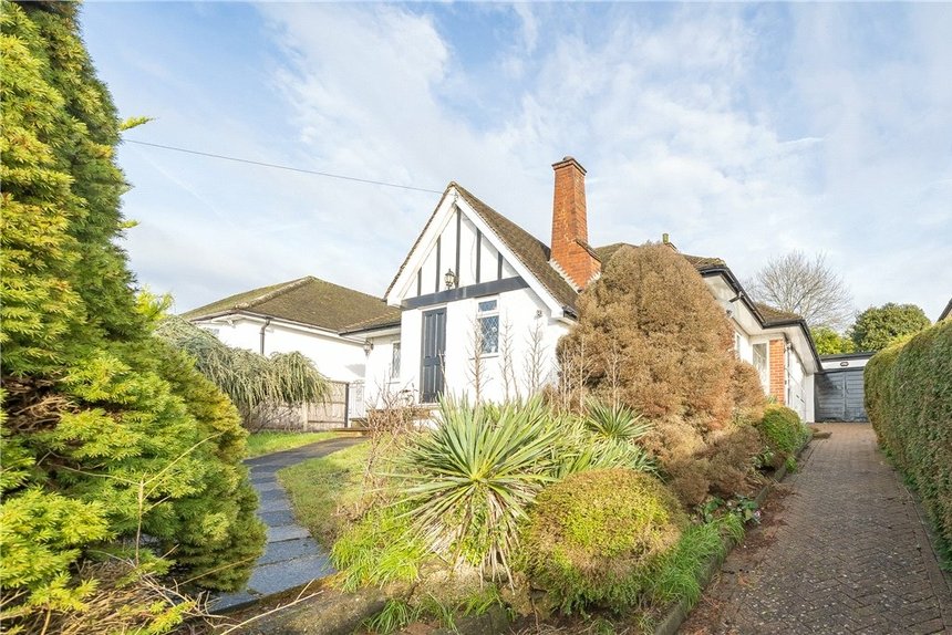 sold middle road london 25625 - Gibbs Gillespie