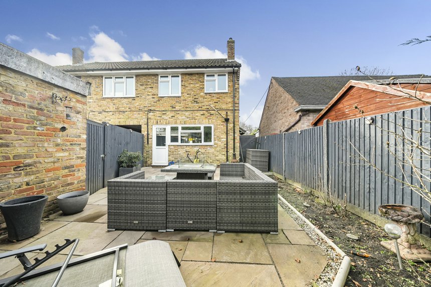 for sale breakspear road north london 25682 - Gibbs Gillespie