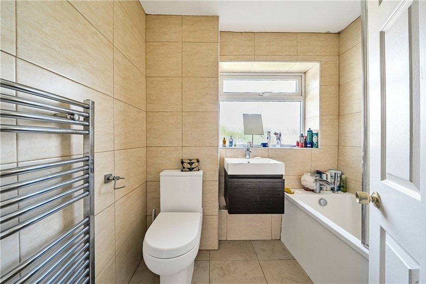 for sale foxfield close london 25882 - Gibbs Gillespie