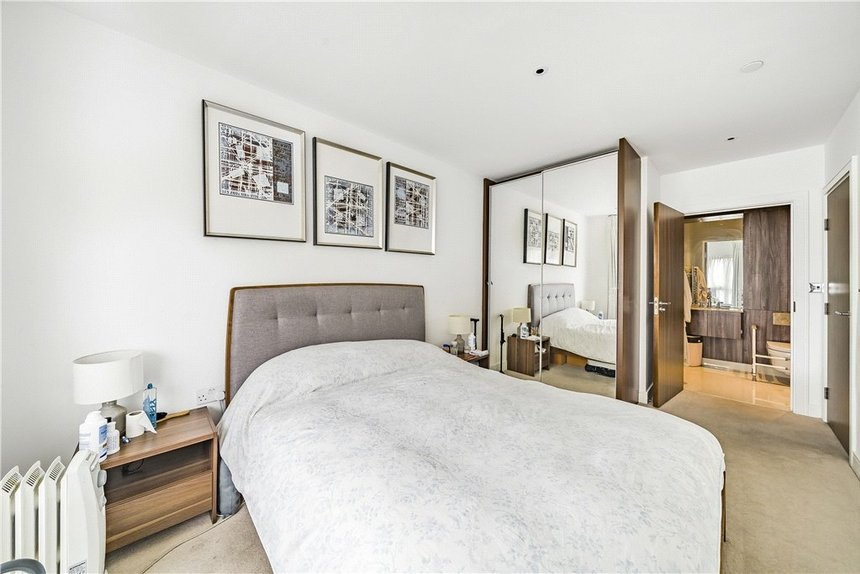 for sale longfield avenue london 25904 - Gibbs Gillespie