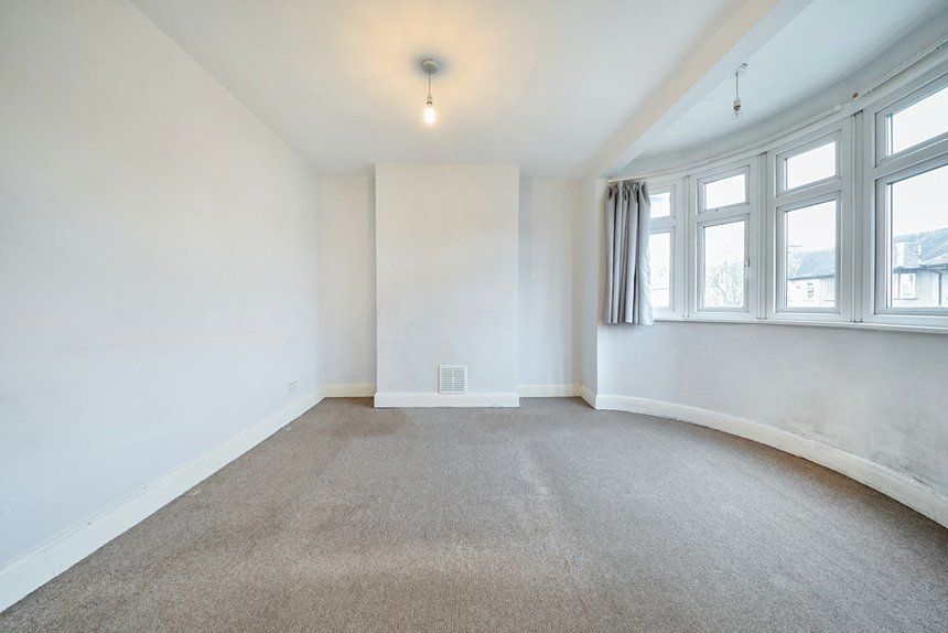 for sale flamborough road london 26019 - Gibbs Gillespie