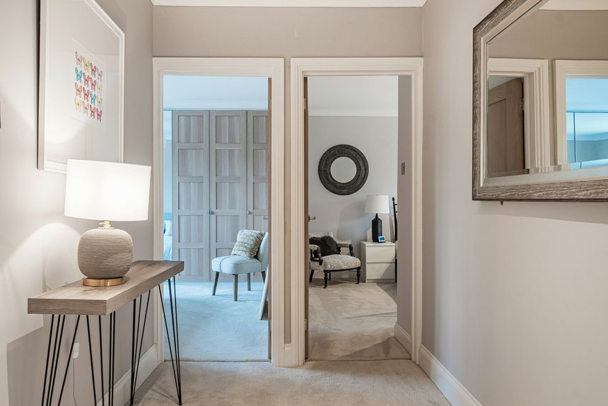 under offer bay tree walk london 26191 - Gibbs Gillespie