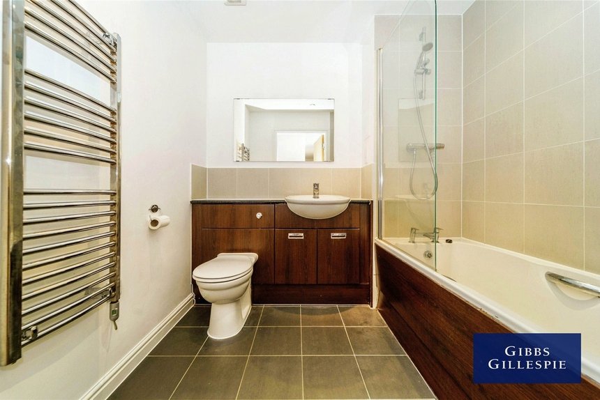 under offer clayponds lane london 26342 - Gibbs Gillespie