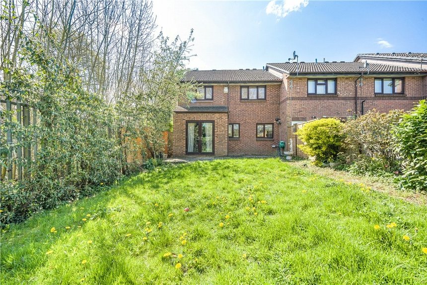 sold greystoke drive london 26390 - Gibbs Gillespie