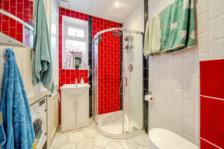 for sale hartland drive london 26511 - Gibbs Gillespie