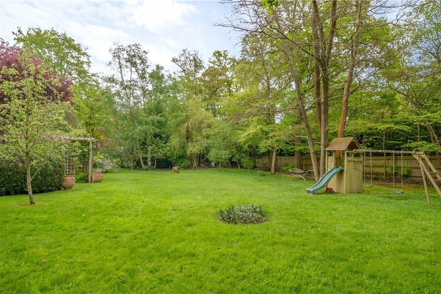 for sale egypt lane london 26782 - Gibbs Gillespie
