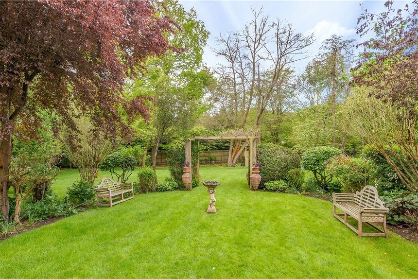 for sale egypt lane london 26782 - Gibbs Gillespie