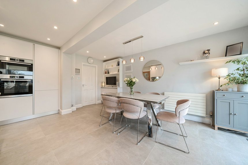 sold hillcroft crescent london 26913 - Gibbs Gillespie