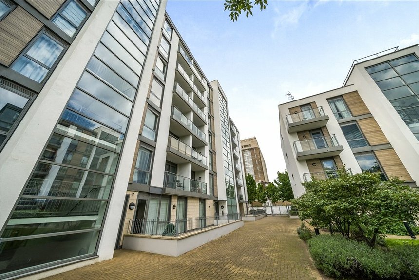 for sale clayponds lane london 26922 - Gibbs Gillespie