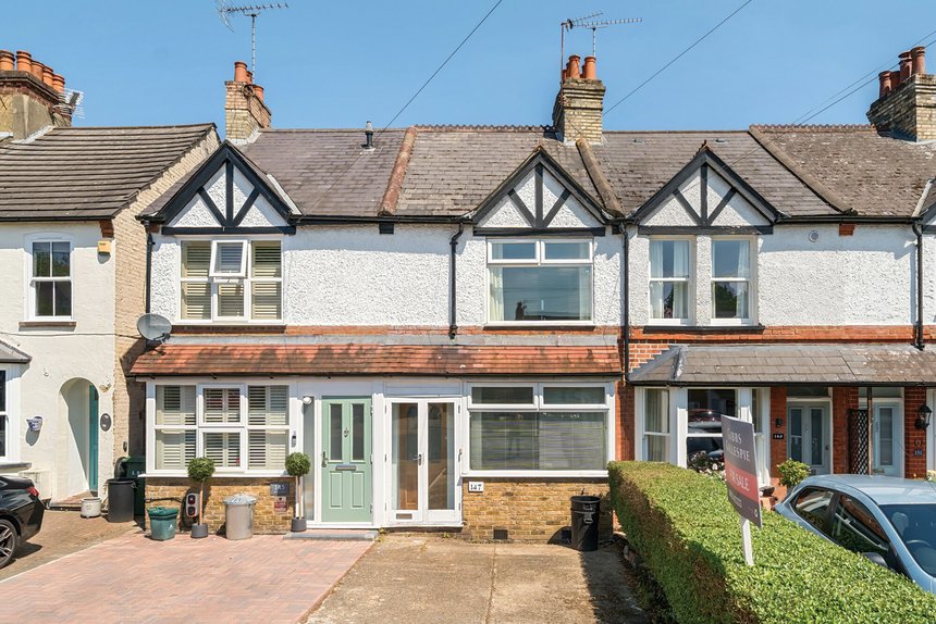 for sale hallowell road london 27006 - Gibbs Gillespie