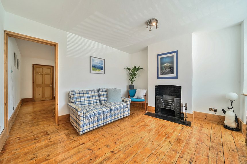 for sale hallowell road london 27006 - Gibbs Gillespie