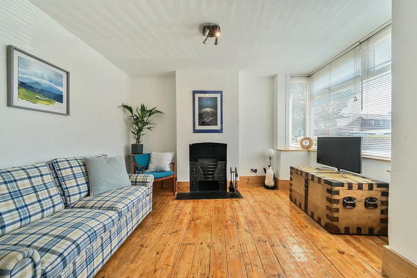 for sale hallowell road london 27006 - Gibbs Gillespie