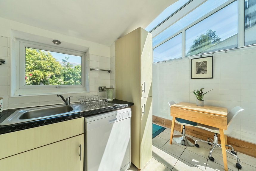 for sale hallowell road london 27006 - Gibbs Gillespie