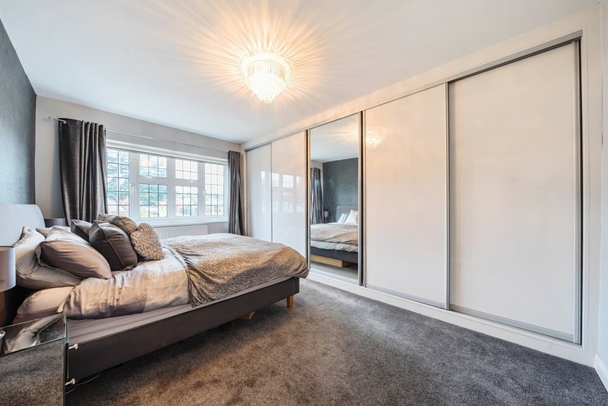 for sale oaklands avenue london 27027 - Gibbs Gillespie