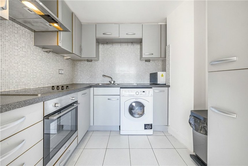 for sale heathcroft london 27250 - Gibbs Gillespie