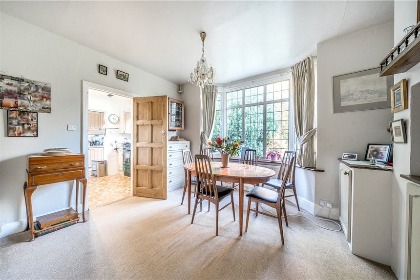 under offer cuckoo hill drive london 27615 - Gibbs Gillespie