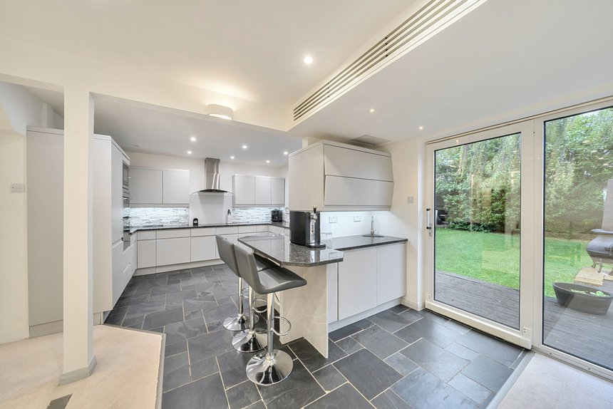 for sale downs avenue london 28773 - Gibbs Gillespie