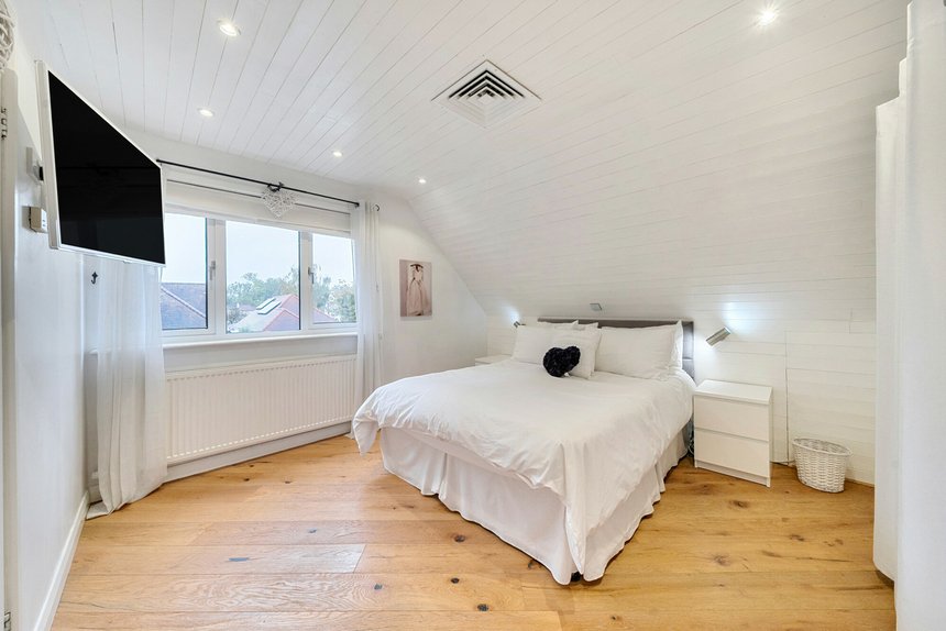 for sale downs avenue london 28773 - Gibbs Gillespie