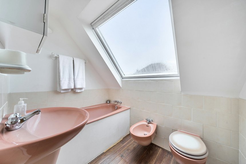 for sale downs avenue london 28773 - Gibbs Gillespie