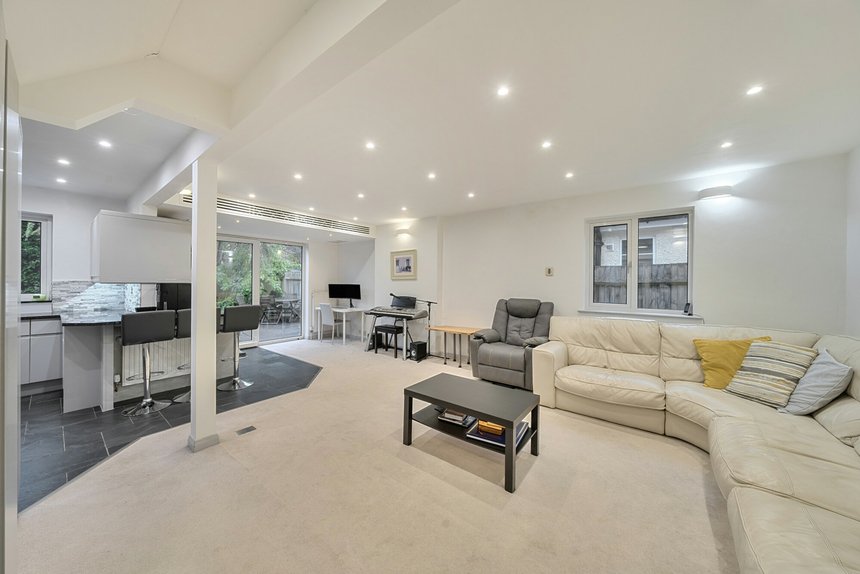 for sale downs avenue london 28773 - Gibbs Gillespie