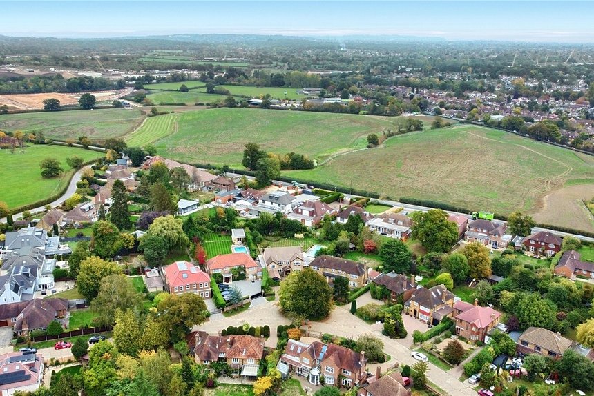 for sale the drive london 29186 - Gibbs Gillespie