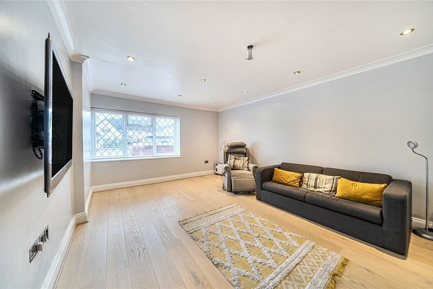 for sale the drive london 29186 - Gibbs Gillespie