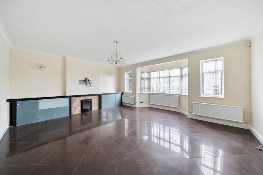 for sale hillcroft avenue london 29282 - Gibbs Gillespie