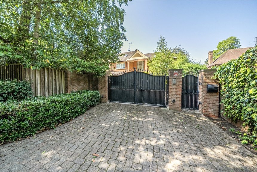 for sale the common london 29389 - Gibbs Gillespie