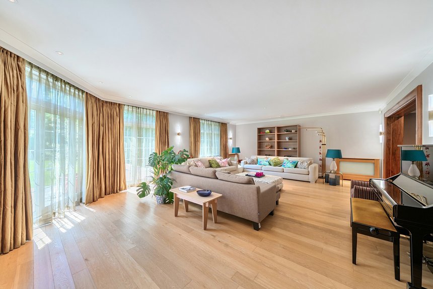 for sale the common london 29389 - Gibbs Gillespie