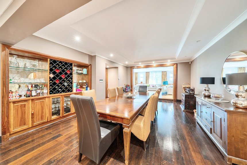 for sale the common london 29389 - Gibbs Gillespie