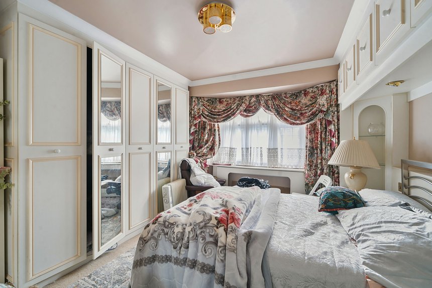 for sale brockley close london 29810 - Gibbs Gillespie