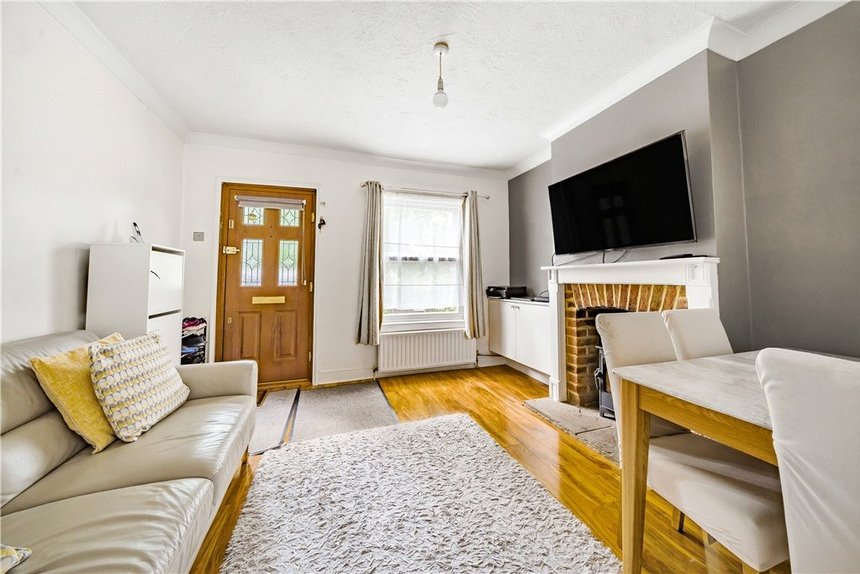 2 bedroom House for sale in Harlington Road, Hillingdon, UB8 Gibbs