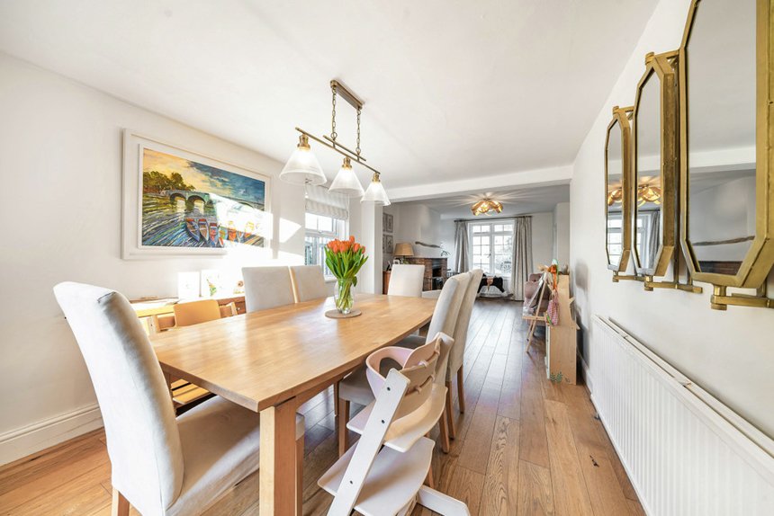 for sale cherry tree lane london 29983 - Gibbs Gillespie