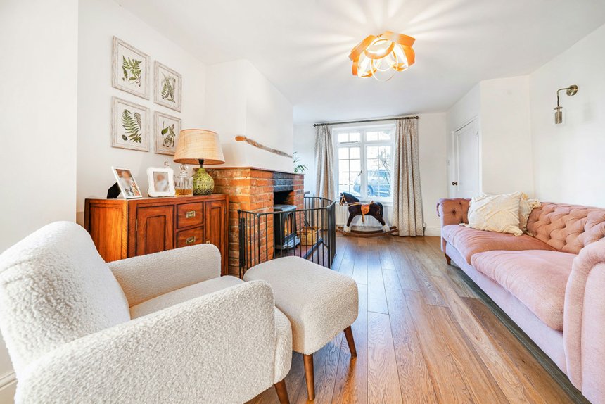 for sale cherry tree lane london 29983 - Gibbs Gillespie