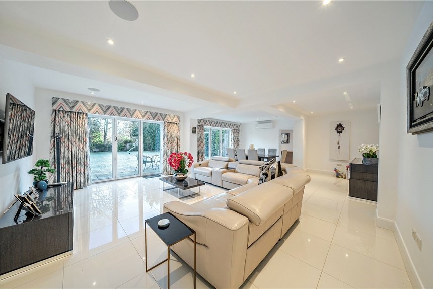 for sale bedford road london 30143 - Gibbs Gillespie