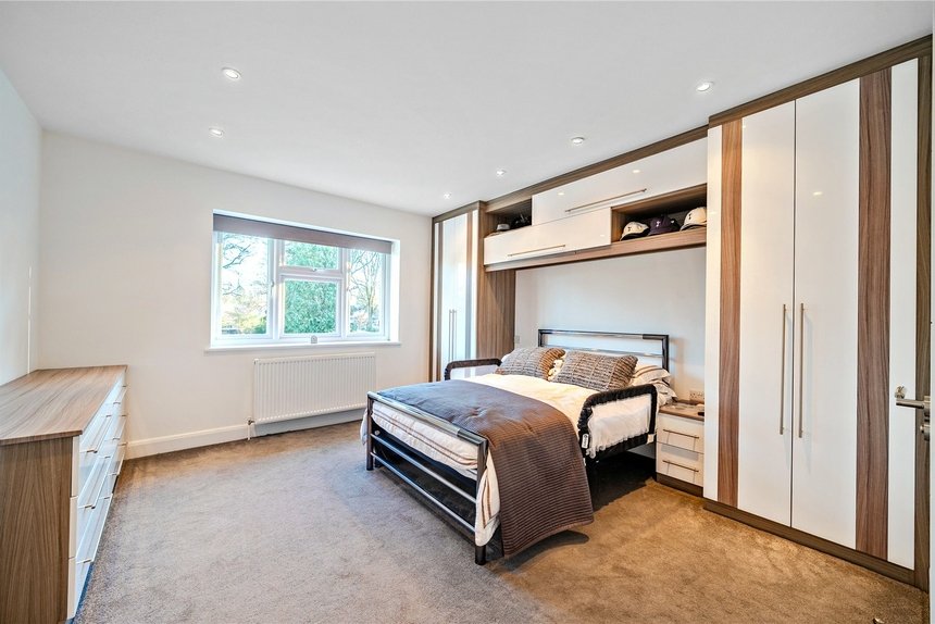 for sale bedford road london 30143 - Gibbs Gillespie
