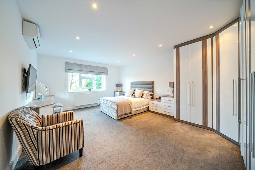 for sale bedford road london 30143 - Gibbs Gillespie