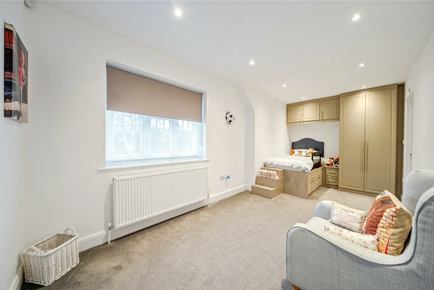 for sale bedford road london 30143 - Gibbs Gillespie